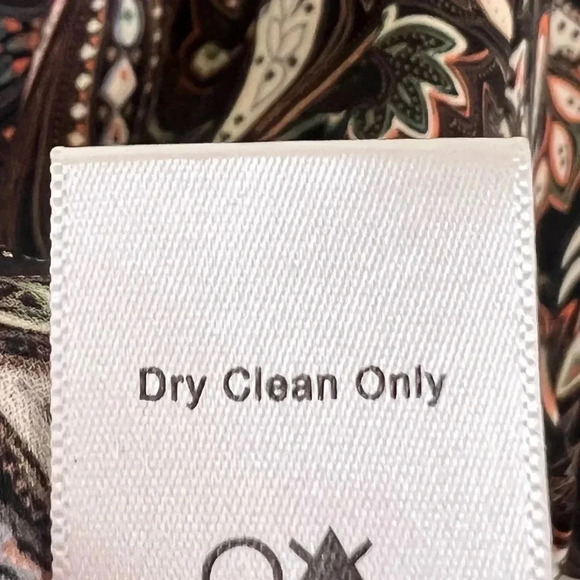 ASTR Paisley Longsleeve Blouse - Picture 5 of 7